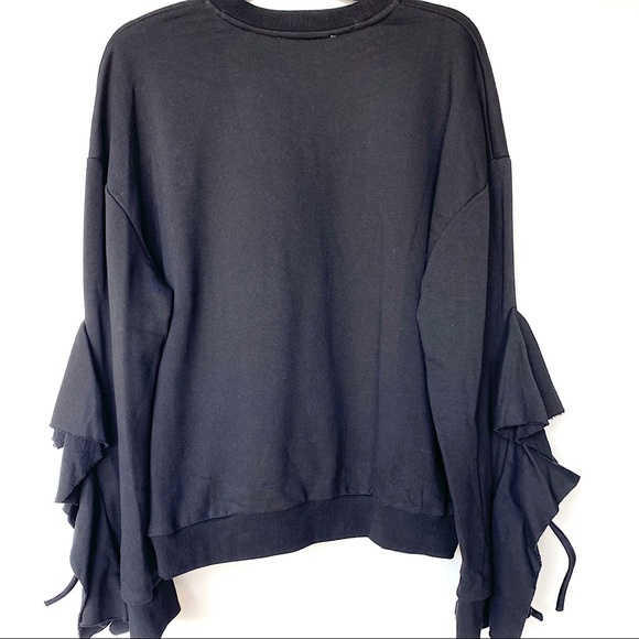 NEW J.O.A Los Angeles Cascading Sleeve Ruffle Tie Top Pullover Black Size Medium - Picture 5 of 6